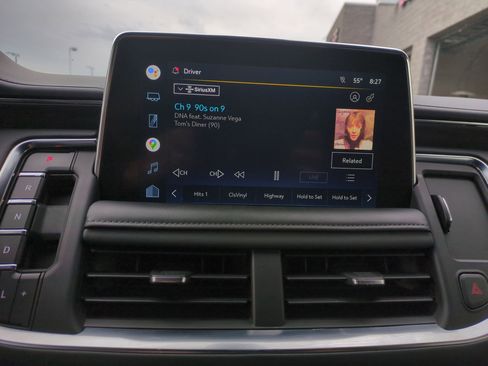 Certified 2022 Chevrolet Tahoe Z71 w/ Luxury Package image 19