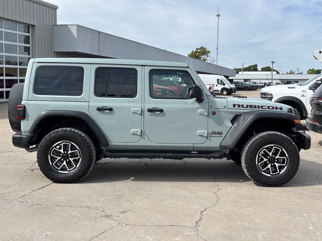 Used 2024 Jeep Wrangler Unlimited Rubicon w/ Technology Group AWD/4WD image 2
