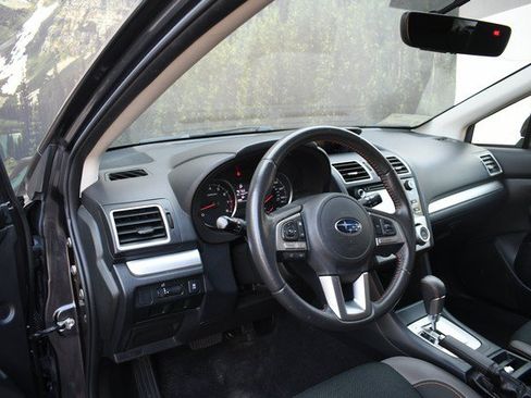 Used 2017 Subaru Crosstrek 2.0i Premium AWD/4WD image 14