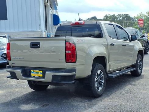 Used 2022 Chevrolet Colorado Z71 AWD/4WD image 5