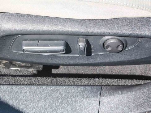 Certified 2023 Honda Accord EX image 21