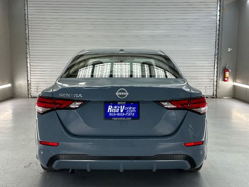Used 2025 Nissan Sentra SV FWD image 3
