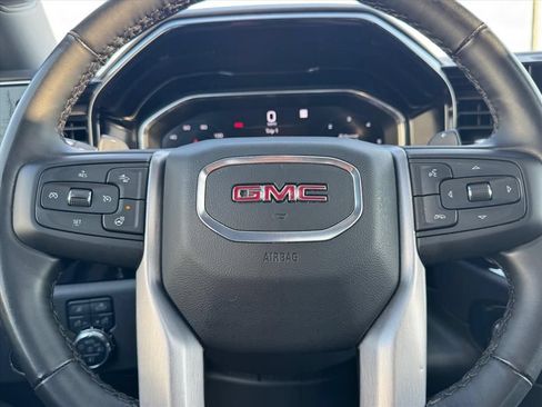 Used 2025 GMC Sierra 1500 SLT w/ SLT Premium Plus Package AWD/4WD image 19