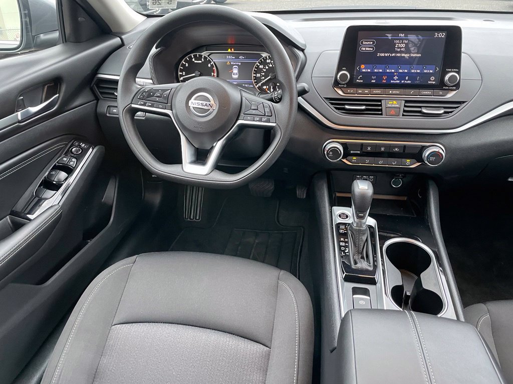 Used 2021 Nissan Altima 2.5 SV w/ SV Premium Package AWD/4WD image 9