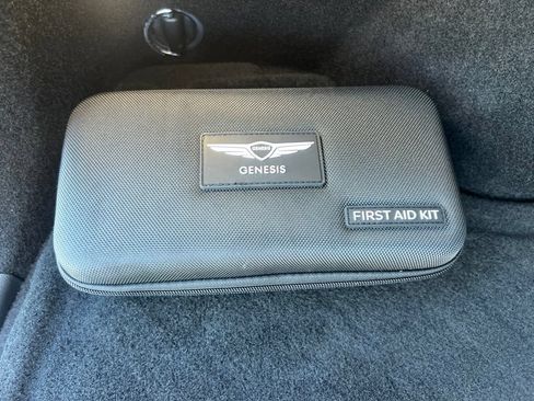 Used 2023 Genesis GV70 2.5T w/ Advanced Package AWD/4WD image 60
