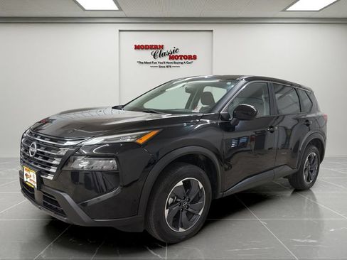 Used 2024 Nissan Rogue SV FWD image 3