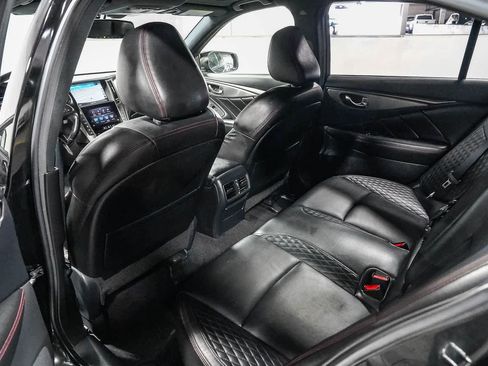Used 2018 INFINITI Q50 Red Sport 400 w/ Sensory Package (Sport) RWD image 19