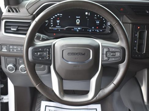 Used 2022 GMC Yukon Denali image 21