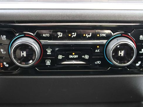 Certified 2024 Chevrolet Silverado 1500 High Country w/ Technology Package image 23