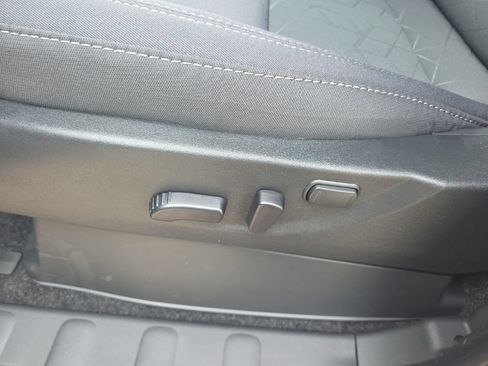 New 2026 Nissan Frontier SV AWD/4WD image 18