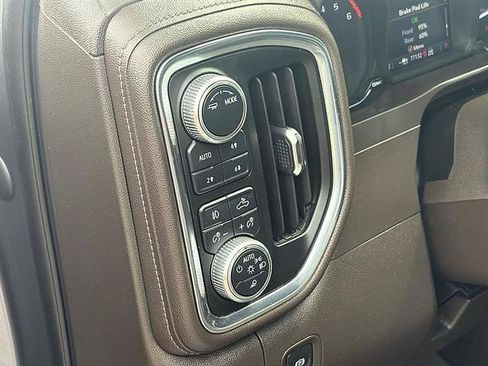 Used 2020 GMC Sierra 1500 SLT w/ SLT Premium Plus Package AWD/4WD image 18