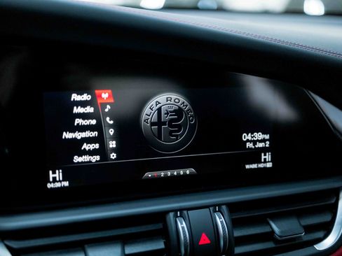 Used 2017 Alfa Romeo Giulia Quadrifoglio image 67