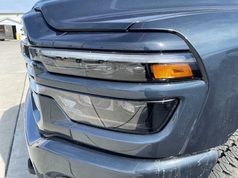 Used 2026 RAM 2500 Laramie w/ Sport Appearance Package image 7