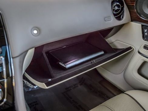 Used 2015 Jaguar XJ L Portfolio image 40