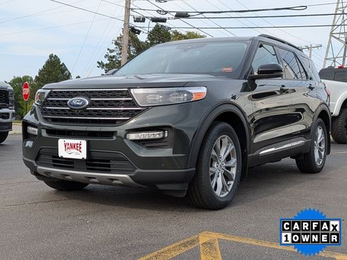 Certified 2023 Ford Explorer XLT w/ Equipment Group 202A AWD/4WD image 9