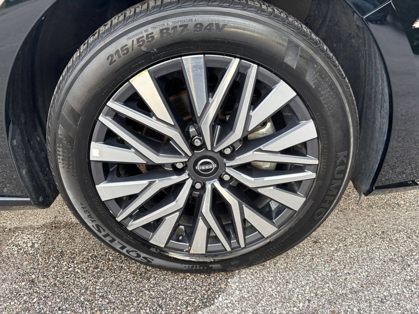 Used 2025 Nissan Altima 2.5 SV FWD image 28