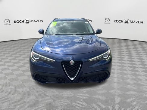 Used 2018 Alfa Romeo Stelvio Sport w/ Quick Order Package 22J Sport AWD/4WD image 2