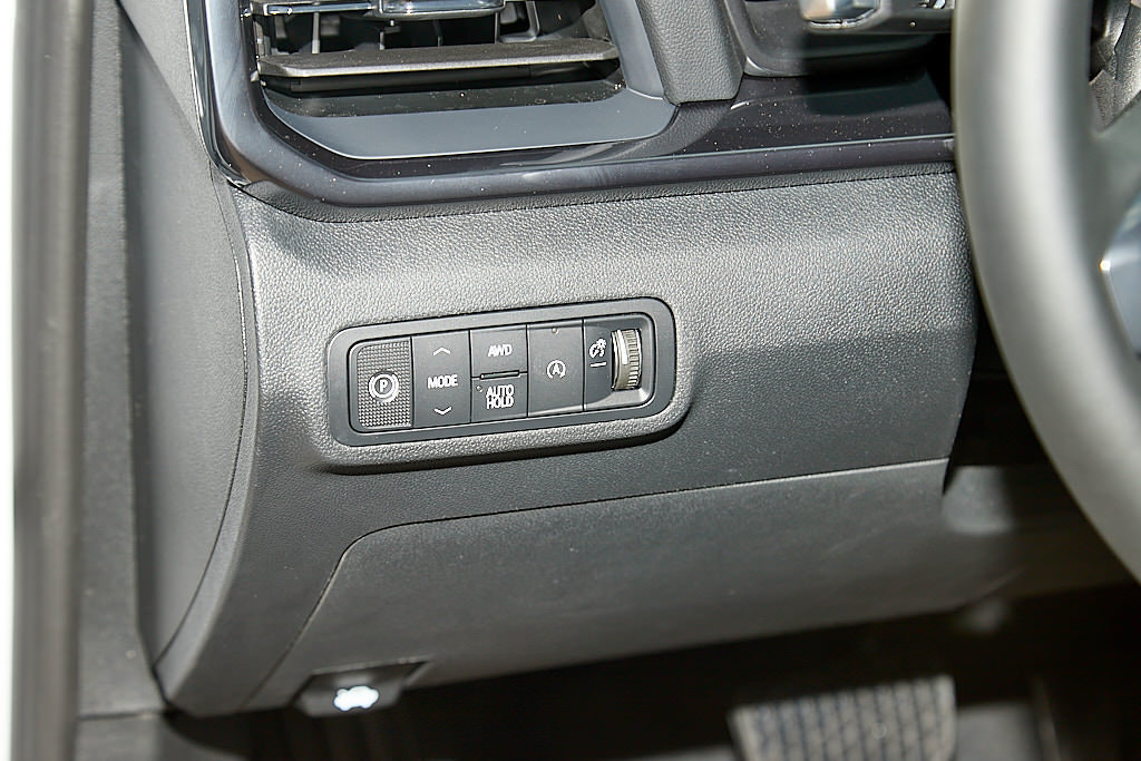 New 2027 GMC Terrain AT4 w/ Technology Package II AWD/4WD image 21