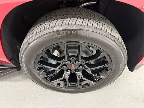 New 2026 GMC Yukon Elevation w/ LPO, Floor Liner Package image 4