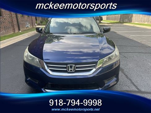 Used 2013 Honda Accord LX image 3