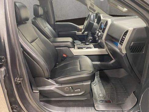 Used 2018 Ford F150 Lariat w/ Equipment Group 502A Luxury AWD/4WD image 20