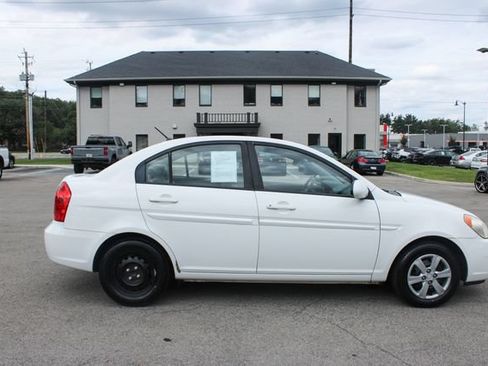 Used 2008 Hyundai Accent GLS FWD image 6