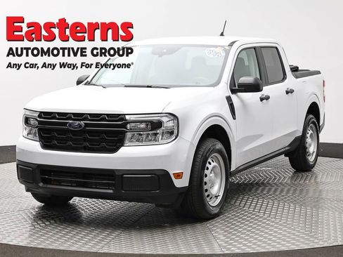 Used 2022 Ford Maverick XL w/ Equipment Group 100A Standard AWD/4WD image 1