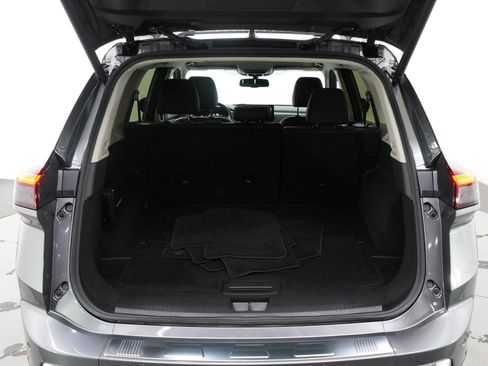 Used 2026 Nissan Rogue Platinum w/ Platinum Premium Package AWD/4WD image 17