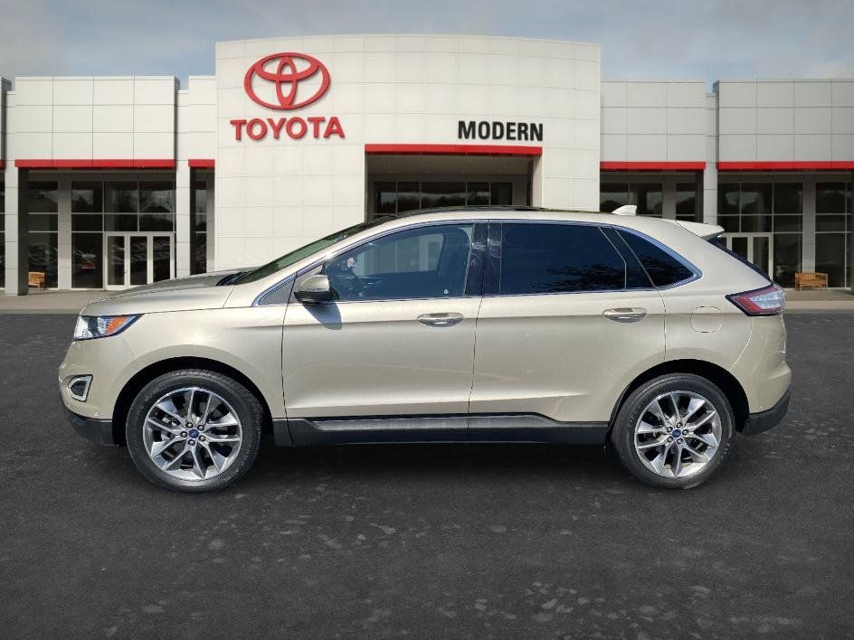 Used 2018 Ford Edge Titanium w/ Equipment Group 302A AWD/4WD image 17