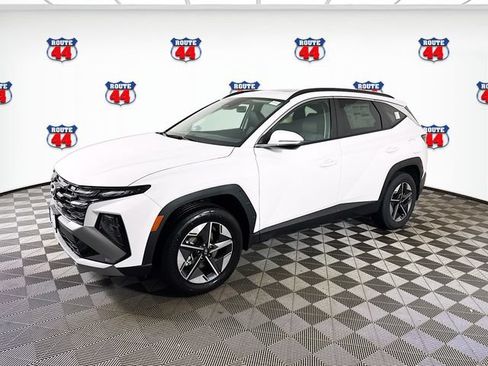 Used 2025 Hyundai Tucson SEL AWD/4WD image 4
