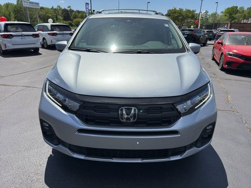New 2026 Honda Odyssey EX-L image 2