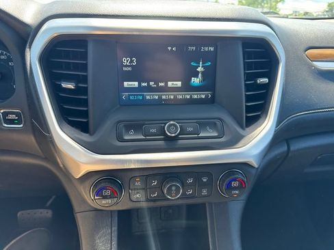 Used 2019 GMC Acadia SLE FWD image 18