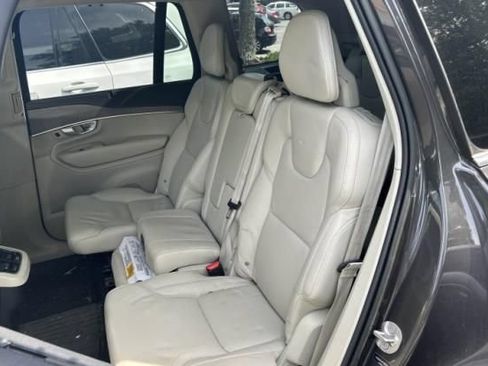 Used 2023 Volvo XC90 B6 Ultimate w/ Protection Package Premier AWD/4WD image 22
