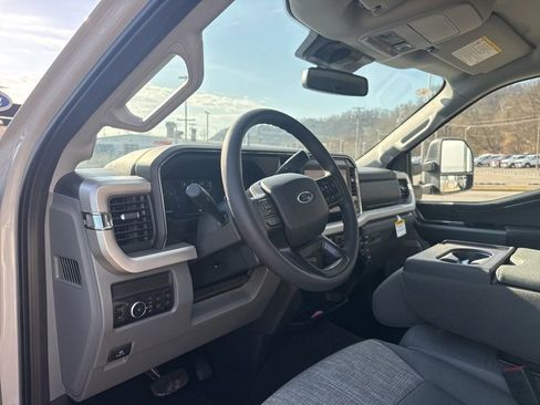 New 2026 Ford F350 XLT w/ XLT Premium Package image 23