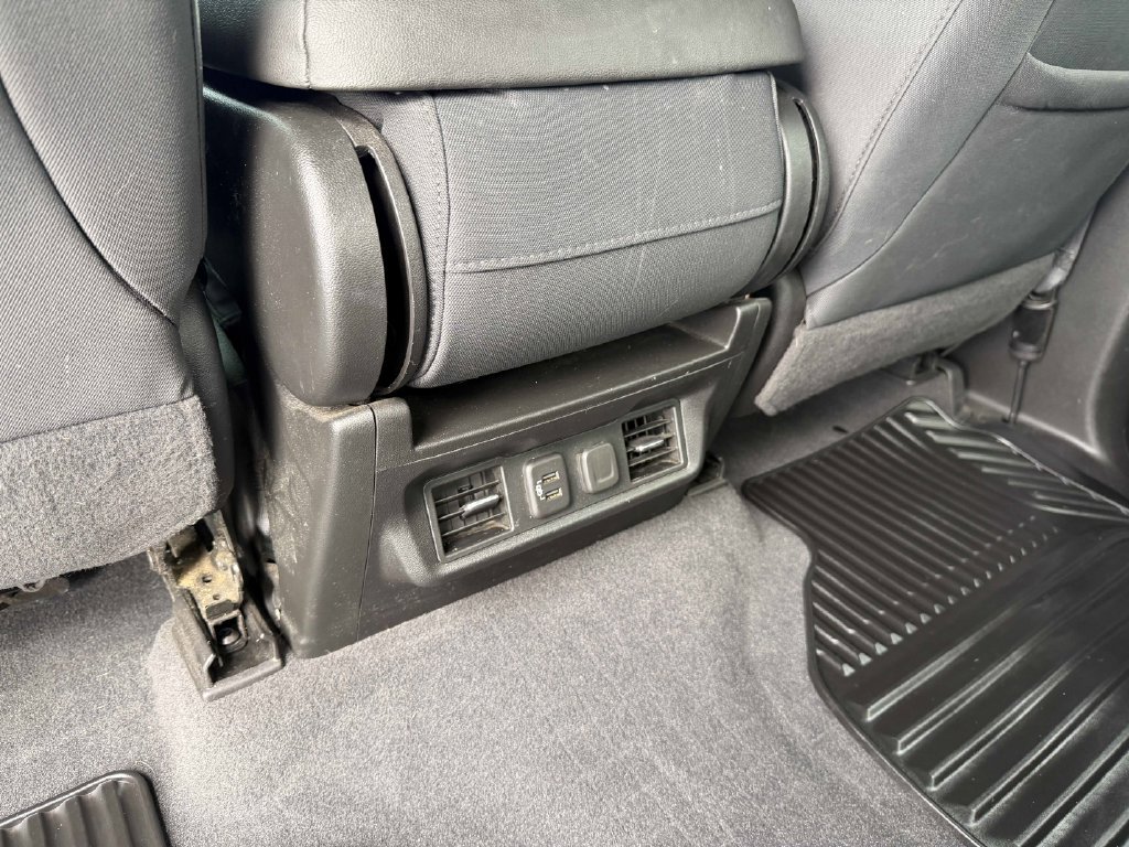Used 2020 Chevrolet Silverado 1500 LT w/ All-Star Edition AWD/4WD image 21