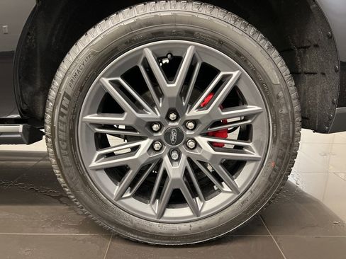 New 2025 Ford Expedition Max Platinum w/ Stealth Performance Package image 7