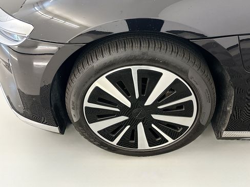 Used 2023 Lucid Air Pure AWD/4WD image 11