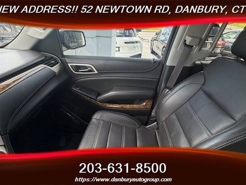 Used 2015 GMC Yukon Denali w/ Touring Package AWD/4WD image 16