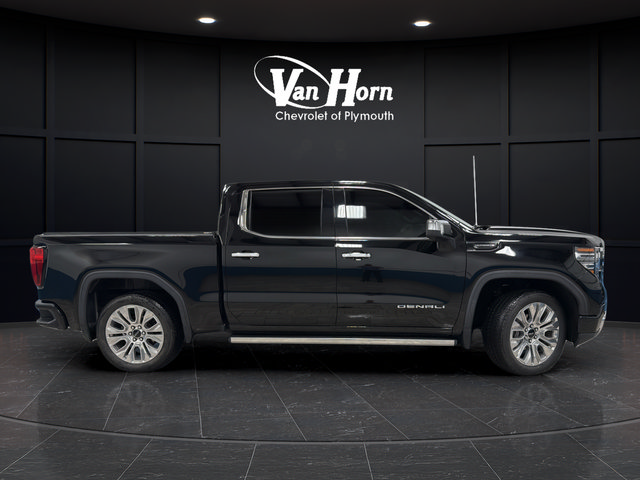 Used 2022 GMC Sierra 1500 Denali Ultimate AWD/4WD image 8