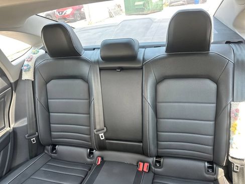 Used 2024 Volkswagen Jetta SE FWD image 16
