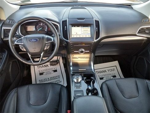 Used 2019 Ford Edge Titanium w/ Cold Weather Package image 16