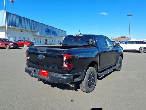 New 2025 Ford Ranger Lariat w/ Black Appearance Package image 3