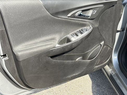 Used 2025 Chevrolet Malibu LT FWD image 14