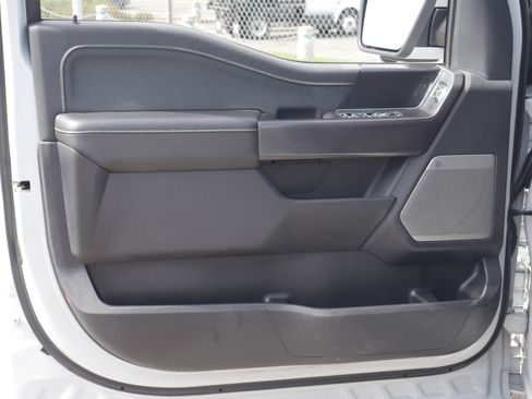 Certified 2025 Ford F150 Lariat AWD/4WD image 40