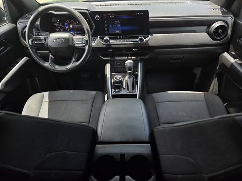 Used 2024 Chevrolet Colorado Trail Boss w/ Technology Package AWD/4WD image 22