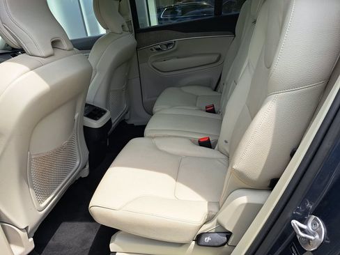 Used 2023 Volvo XC90 B6 Core w/ Climate Package AWD/4WD image 25