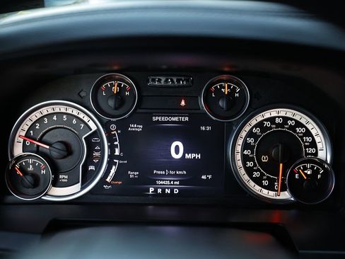 Used 2016 RAM 1500 Laramie w/ Convenience Group image 17