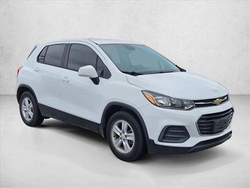 Used 2020 Chevrolet Trax LS w/ Tint and Cruise Package image 3
