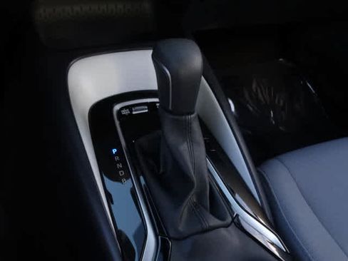 Used 2025 Toyota Corolla SE image 34