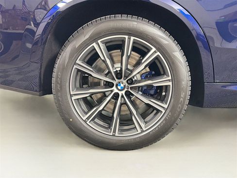 New 2026 BMW X5 xDrive50e w/ M Sport Package image 36